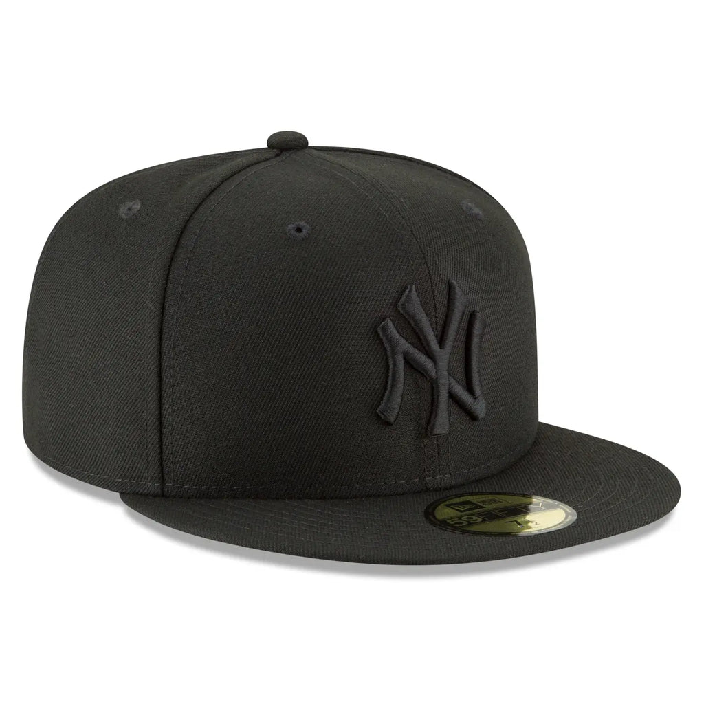 New York Yankees 59fifty New Era Blackout Fitted Hat